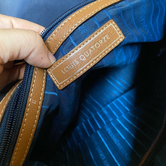 Louis Quatorze 2 in 1 Bag l. Messenger + Shoulder Bag. - Picture 9 of 17